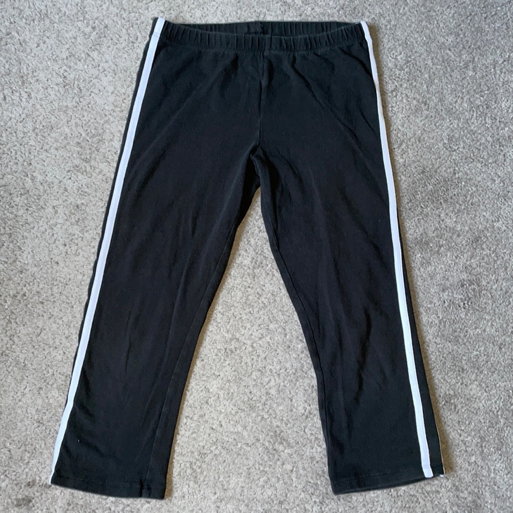 So Capri black leggings